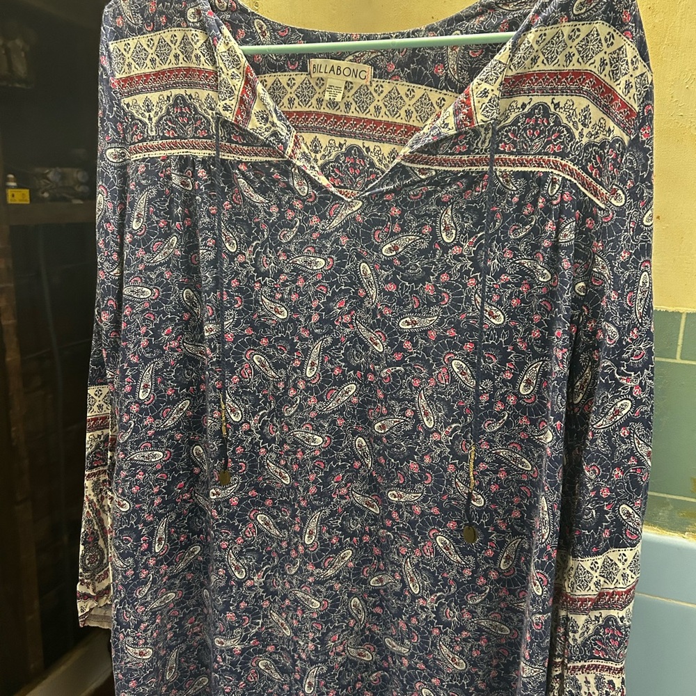 EUC Billabong Paisley Tie-Neck Peasant Tunic Dress in Navy and White Design - Picture 13 of 14